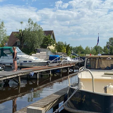 Отель Boat Stoer - Inclusief Sloep Jutrijp Экстерьер фото