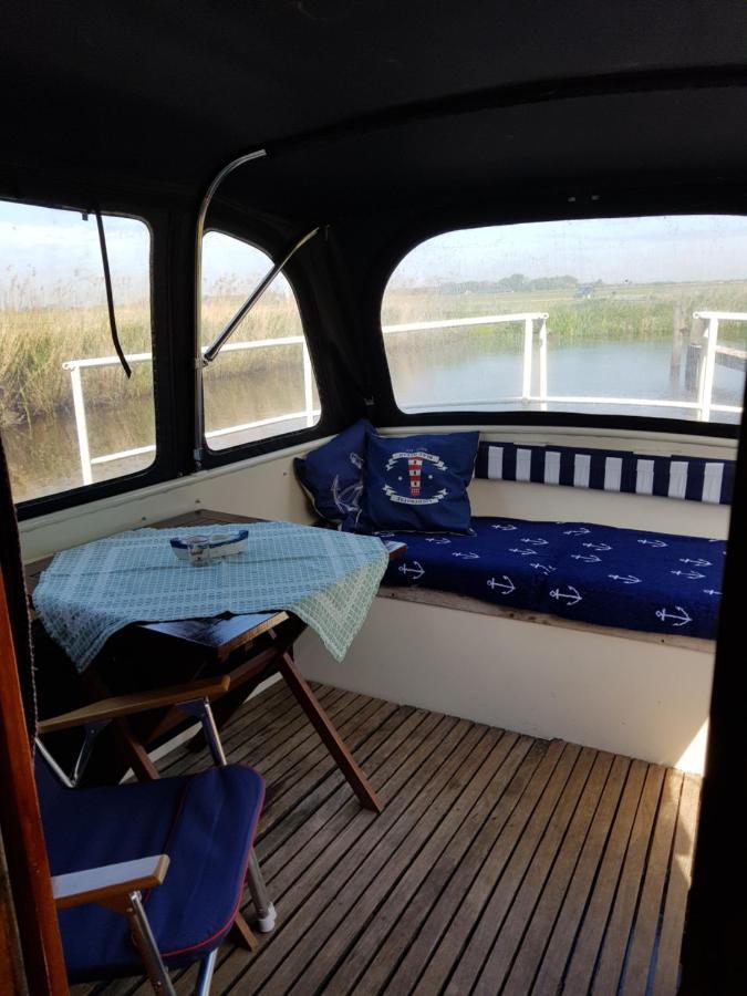 Отель Boat Stoer - Inclusief Sloep Jutrijp Экстерьер фото