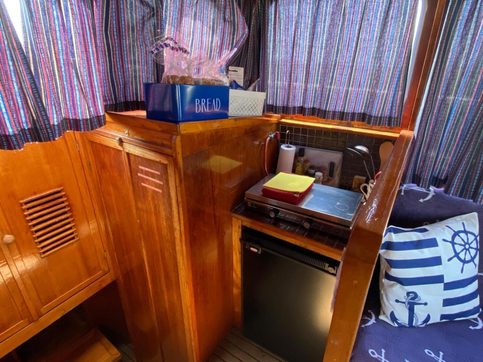 Отель Boat Stoer - Inclusief Sloep Jutrijp Экстерьер фото